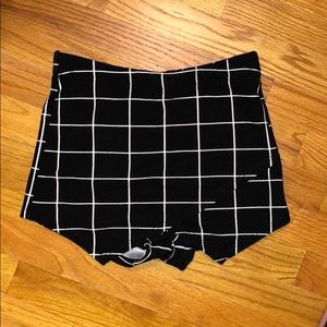 SHEIN Grid Skort